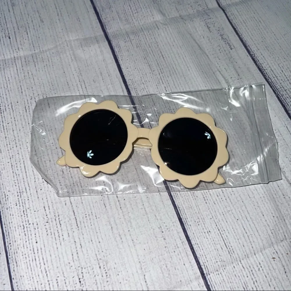 Girls Flower Design Fashion Sunglasses